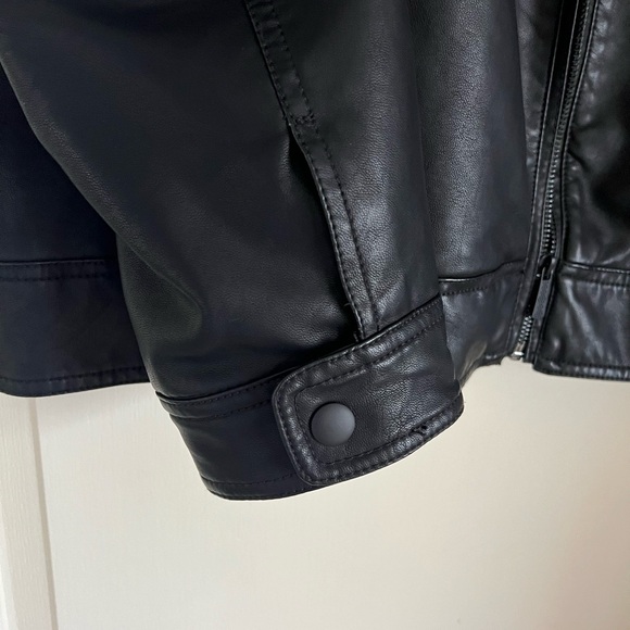 Mens pleather Jacket new with tags size XL - Picture 7 of 8